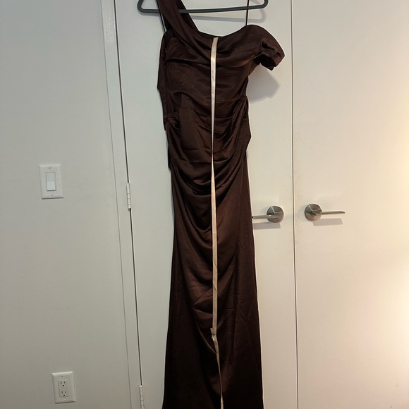 Brown One-Shoulder Draped Dress - Picture 6 of 8